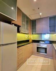 Apartment for rent in Jakarta, Indonesia · Oakwood Residences · 2 rooms, 2 baths