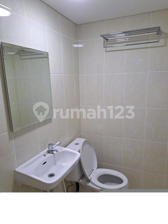 Apartment for rent in Jakarta, Indonesia · Mtown · 1 room, 1 bath
