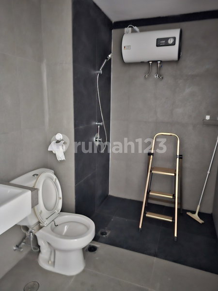 Apartment for rent in Ciputat, Indonesia · Paddington Heights · 2 rooms, 2 baths