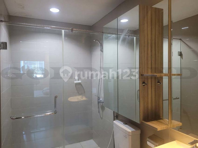 Apartment for rent in Surabaya, Indonesia · Springhill Apartments · 3 rooms, 2 baths