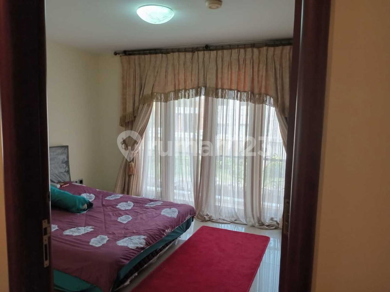 House for rent in South Jakarta, Indonesia · Kebayoran Lama · 6 rooms, 5 baths