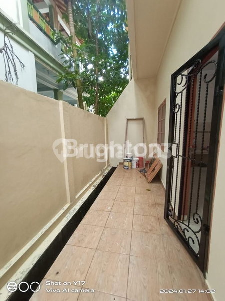 House for rent in Surabaya, Indonesia · 3 rooms, 2 baths