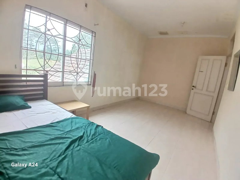 House for rent in Semarang, Indonesia · 4 rooms, 3 baths