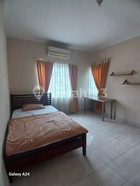 House for rent in Semarang, Indonesia · 4 rooms, 3 baths