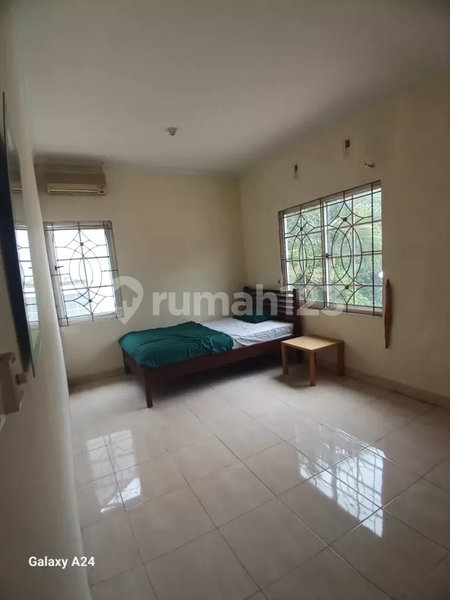 House for rent in Semarang, Indonesia · 4 rooms, 3 baths
