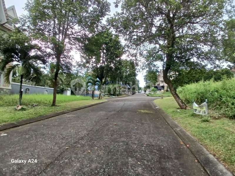 House for rent in Semarang, Indonesia · 4 rooms, 3 baths