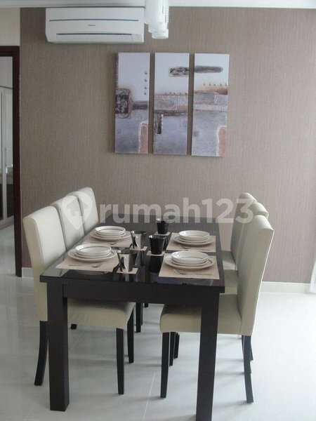 Apartment for rent in South Jakarta, Indonesia · Denpasar Residences · 3 rooms, 2 baths