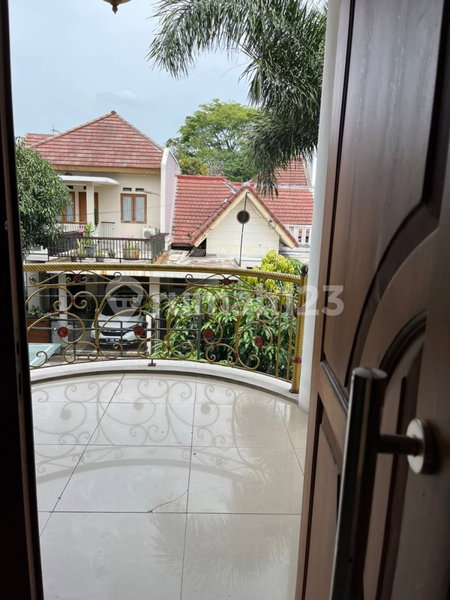 House for rent in Bandung, Indonesia · 5 rooms, 4 baths