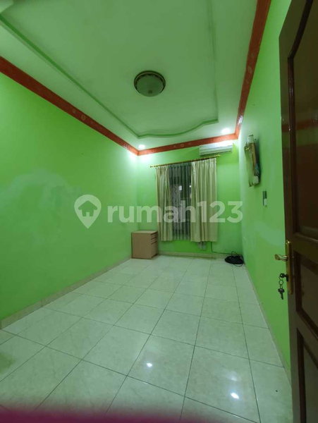 House for rent in Tangerang, Indonesia · Sukasari · 3 rooms, 2 baths
