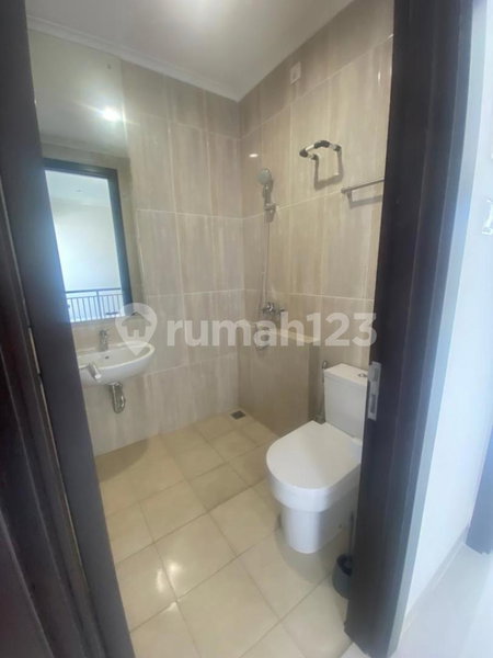 House for rent in Tangerang, Indonesia · Sukasari · 2 rooms, 3 baths