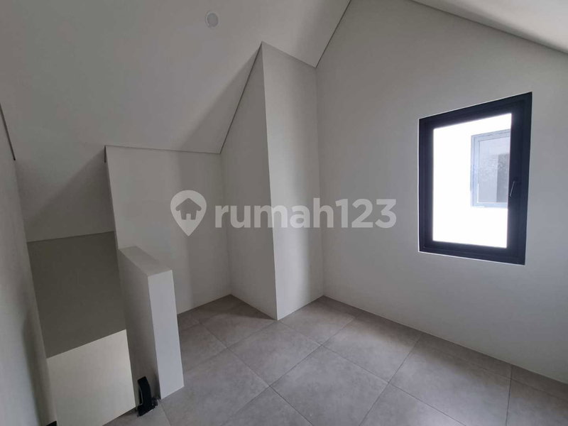 House for rent in Cikarang, Indonesia · 3 rooms, 2 baths