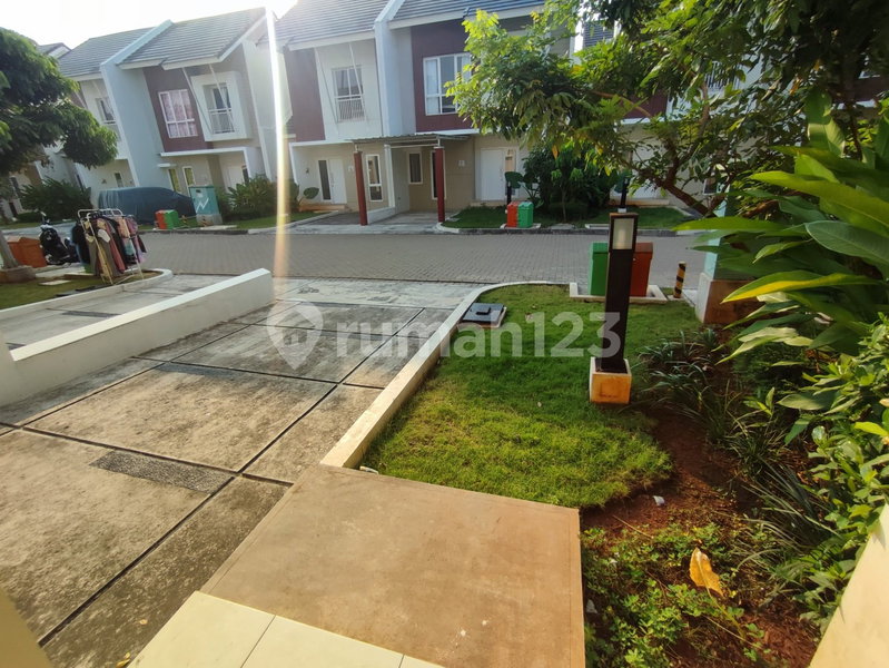 House for rent in Bandung, Indonesia · 3 rooms, 2 baths