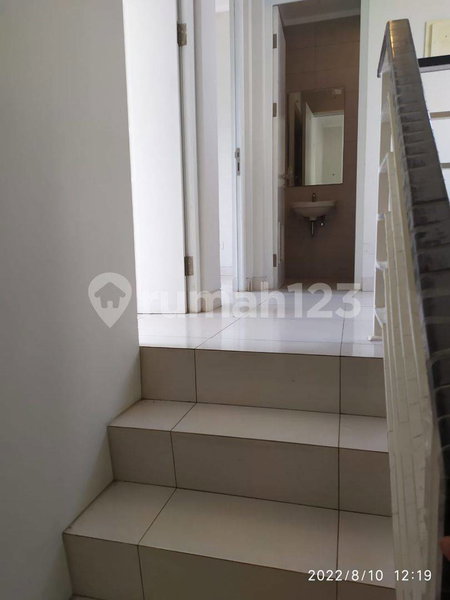 House for rent in Bandung, Indonesia · 3 rooms, 2 baths