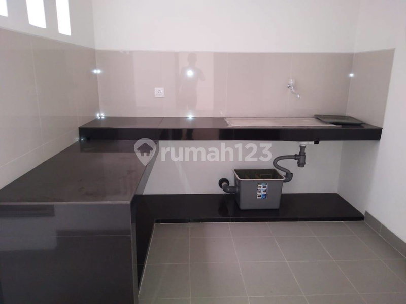 House for rent in North Jakarta, Indonesia · Penjaringan · 3 rooms, 2 baths