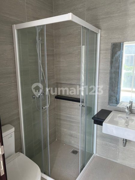 House for rent in North Jakarta, Indonesia · Penjaringan · 3 rooms, 3 baths