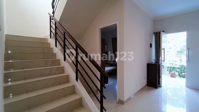 House for rent in Tangerang, Indonesia · Riding · 3 rooms, 3 baths