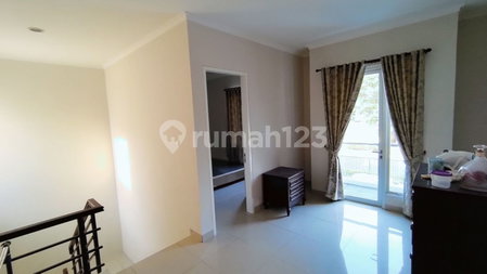 House for rent in Tangerang, Indonesia · Riding · 3 rooms, 3 baths
