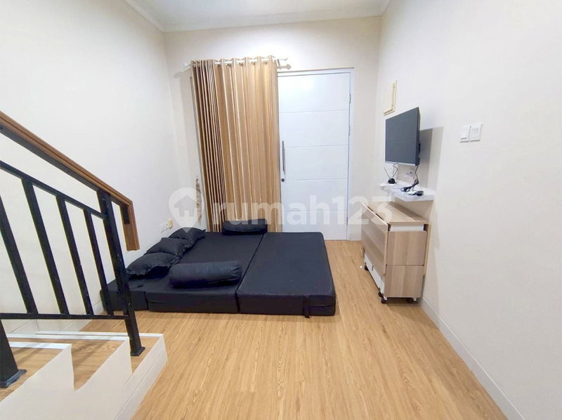 House for rent in Tangerang, Indonesia · Riding · 5 rooms, 2 baths
