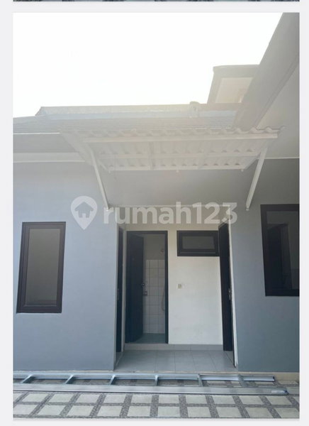 House for rent in Tangerang, Indonesia · Sukasari · 3 rooms, 3 baths