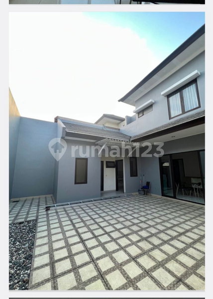 House for rent in Tangerang, Indonesia · Sukasari · 3 rooms, 3 baths