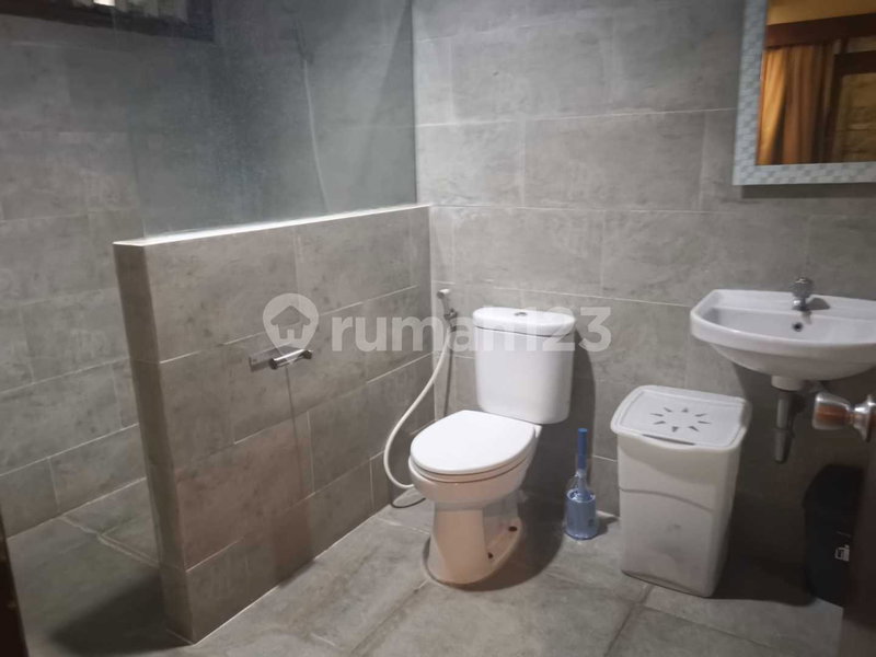 House for rent in Bandung, Indonesia · 6 rooms, 4 baths