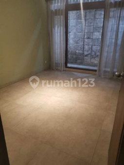 House for rent in Bandung, Indonesia · 6 rooms, 4 baths