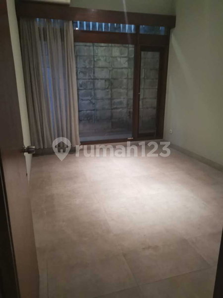 House for rent in Bandung, Indonesia · 6 rooms, 4 baths