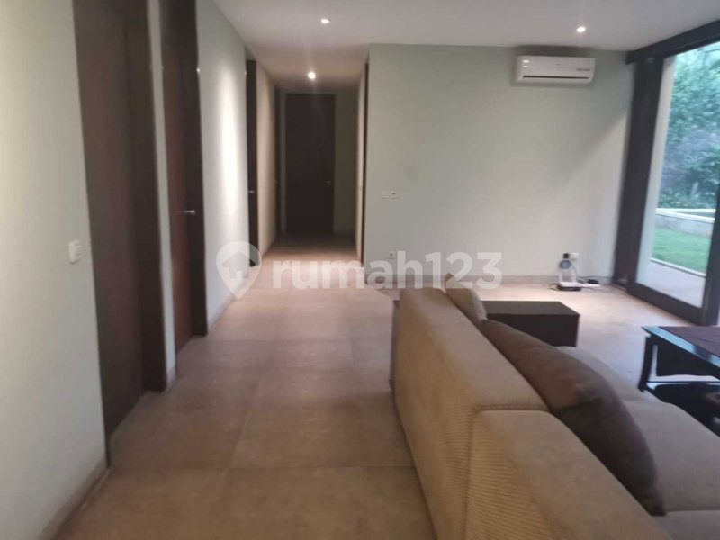 House for rent in Bandung, Indonesia · 6 rooms, 4 baths