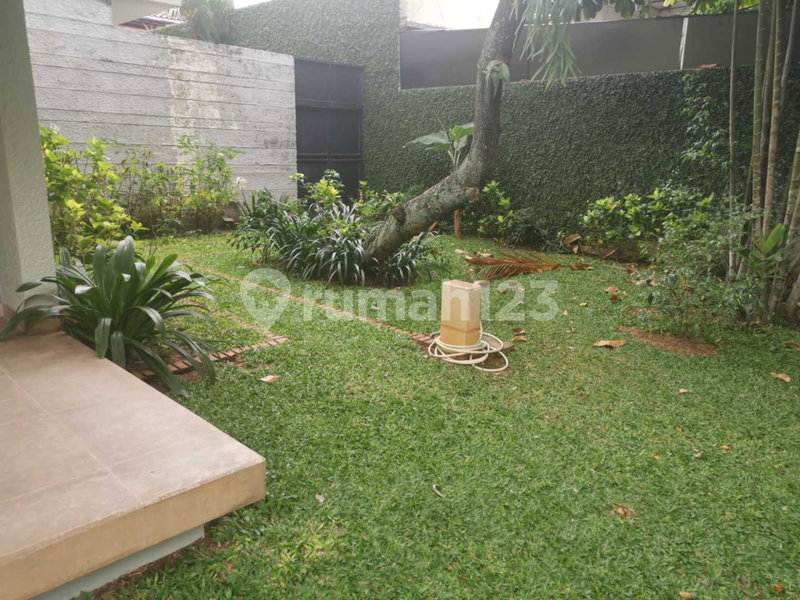 House for rent in Bandung, Indonesia · 6 rooms, 4 baths
