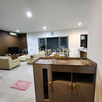 House for rent in North Jakarta, Indonesia · Penjaringan · 4 rooms, 4 baths