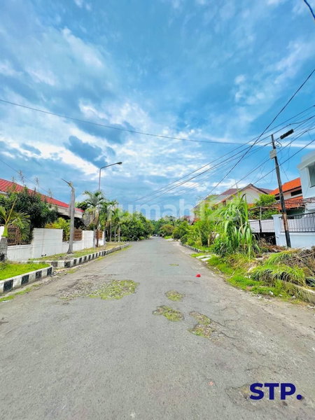 House for rent in Bandung, Indonesia · 9 rooms, 6 baths