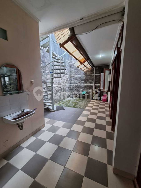 House for rent in Ciputat, Indonesia · Petir · 2 rooms, 2 baths