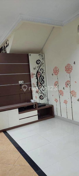 House for rent in Semarang, Indonesia · 3 rooms, 4 baths