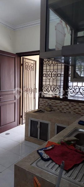 House for rent in Semarang, Indonesia · 3 rooms, 4 baths