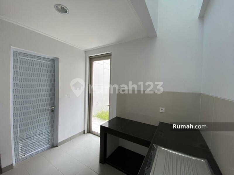 House for rent in Canggu, Indonesia · Badung · 4 rooms, 4 baths