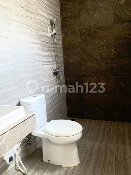 House for rent in Bandung, Indonesia · 4 rooms, 4 baths