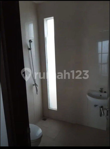 House for rent in Tangerang, Indonesia · Sukasari · 2 rooms, 2 baths