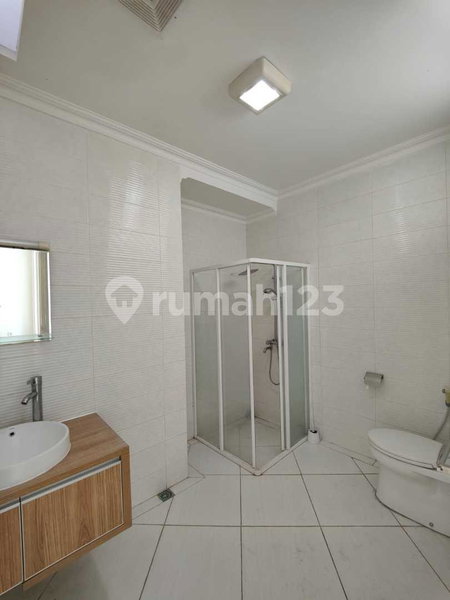 House for rent in North Jakarta, Indonesia · Penjaringan · 3 rooms, 3 baths