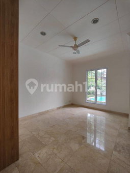 House for rent in North Jakarta, Indonesia · Penjaringan · 3 rooms, 3 baths