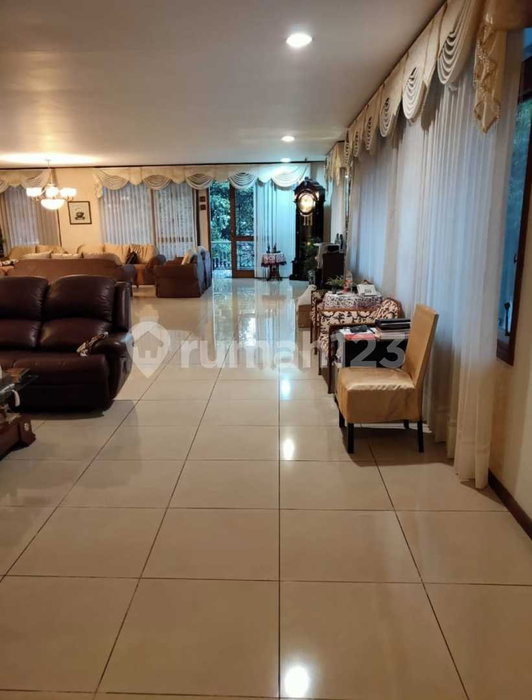 House for rent in North Jakarta, Indonesia · Penjaringan · 6 rooms, 3 baths