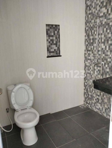 House for rent in Bandung, Indonesia · 4 rooms, 4 baths