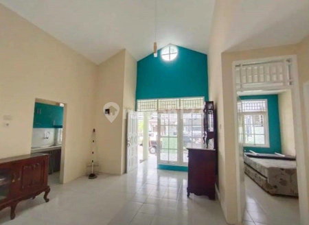 House for rent in Bandung, Indonesia · 2 rooms, 1 bath