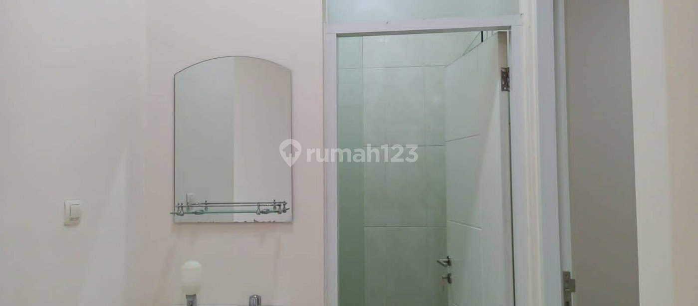 House for rent in Bandung, Indonesia · 2 rooms, 1 bath
