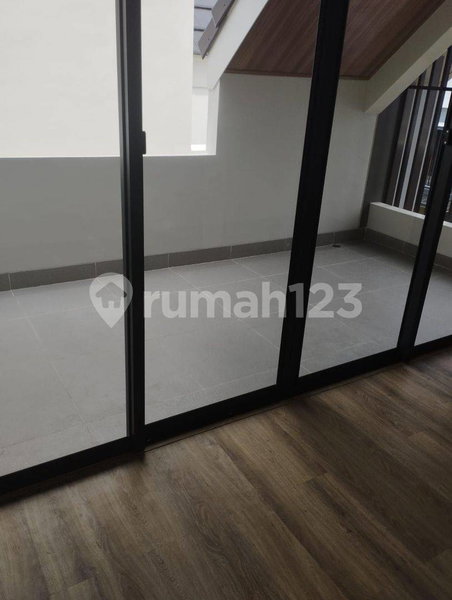House for rent in Jakarta, Indonesia · Pasar Minggu · 4 rooms, 3 baths