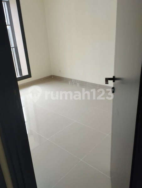 House for rent in Jakarta, Indonesia · Pasar Minggu · 4 rooms, 3 baths