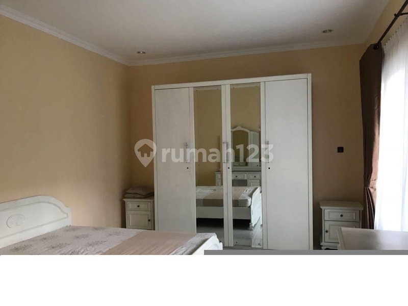 House for rent in Jakarta, Indonesia · Pasar Minggu · 3 rooms, 3 baths