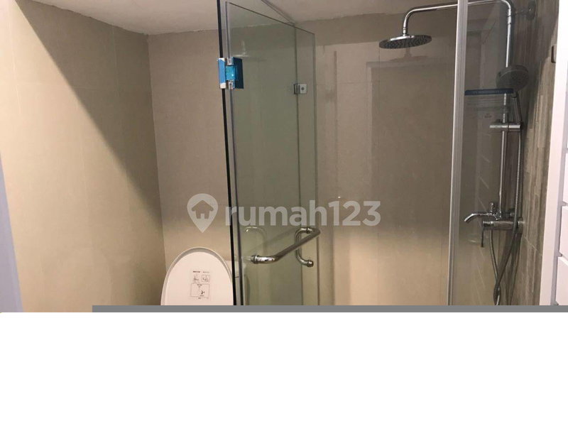 House for rent in Jakarta, Indonesia · Pasar Minggu · 3 rooms, 3 baths
