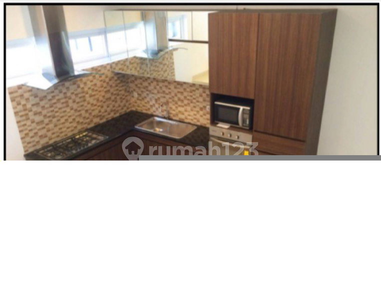 House for rent in Jakarta, Indonesia · Tebet · 3 rooms, 2 baths