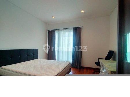House for rent in Jakarta, Indonesia · Tebet · 3 rooms, 2 baths