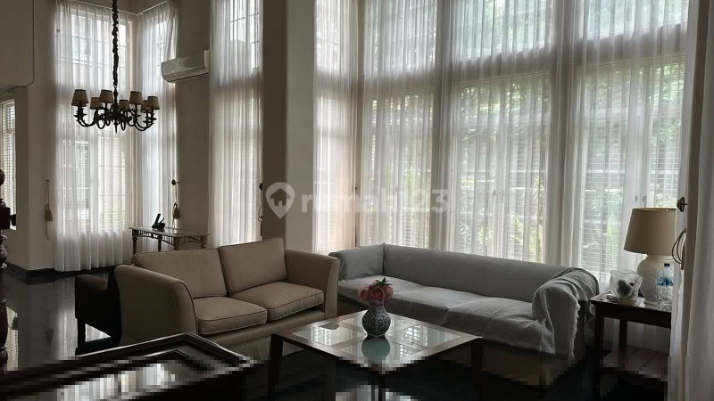 House for rent in Jakarta, Indonesia · Pasar Minggu · 3 rooms, 2 baths